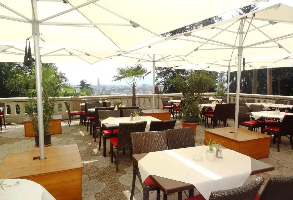 Hotel Restaurant Schweizerhaus-1